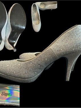 Silver Slipper® Rhinestone Mid Heel Pumps - Silver